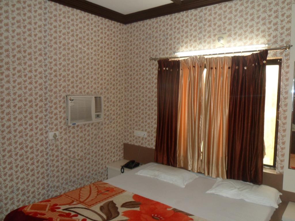 Hotel Raj Palace Dwārka Dış mekan fotoğraf
