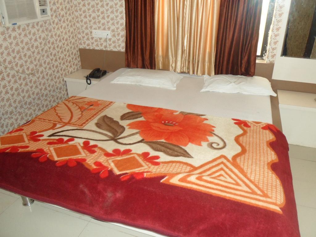 Hotel Raj Palace Dwārka Dış mekan fotoğraf