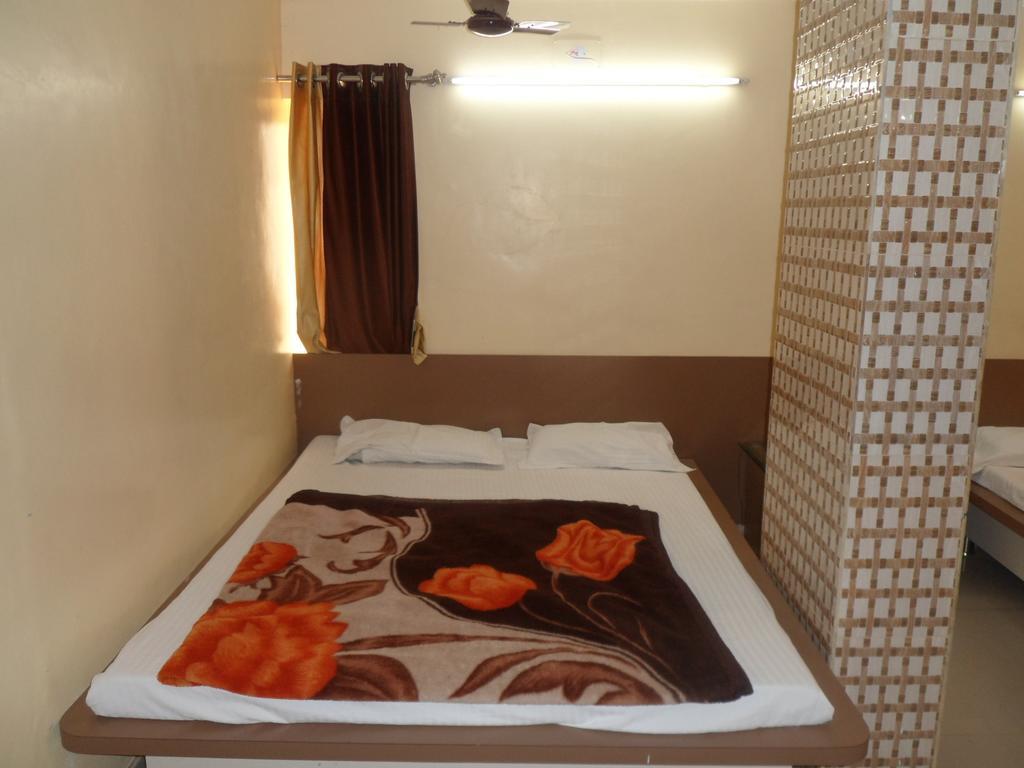 Hotel Raj Palace Dwārka Dış mekan fotoğraf